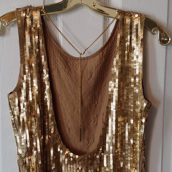 Gold sequence dress - Picture 4 of 6